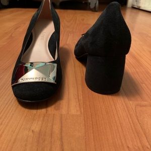 Brand new Taryn Rose dress shoes